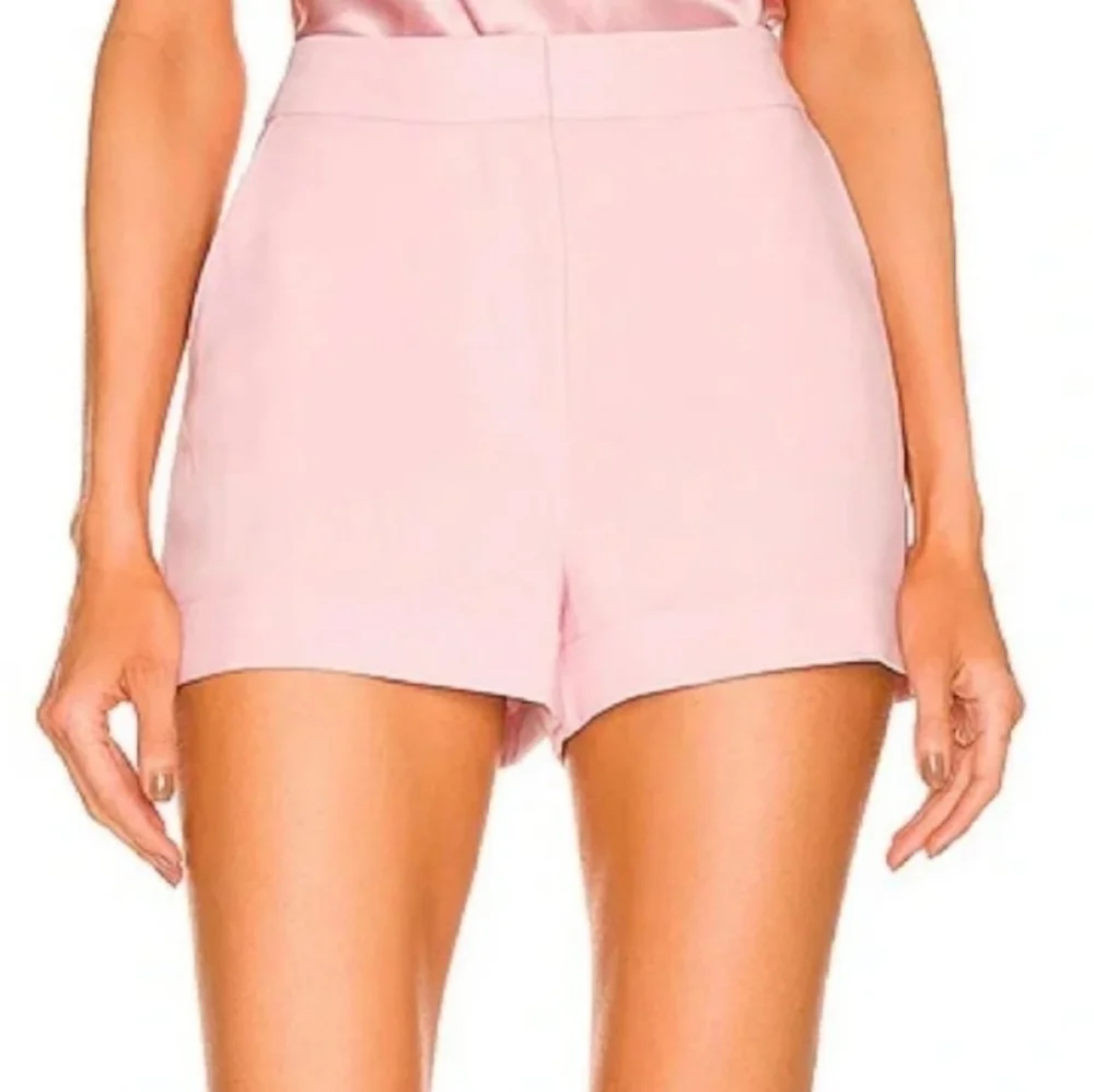 Cinq A Sept Elaine Baby Pink Crepe Cuffed Lined Shorts - Picture 4 of 15